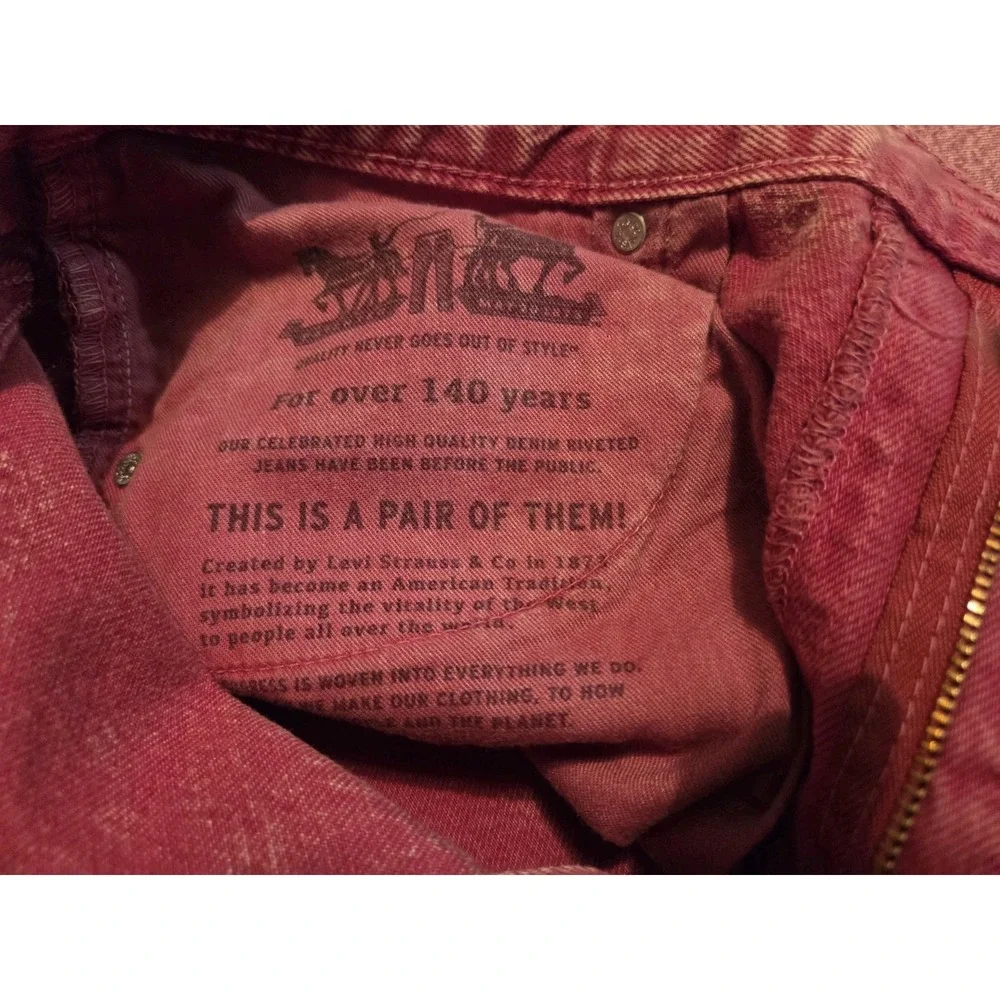 Vintage LEVI Levis Shorts 569 Sz 34 Pink Red White Wash Loose Straight Denim